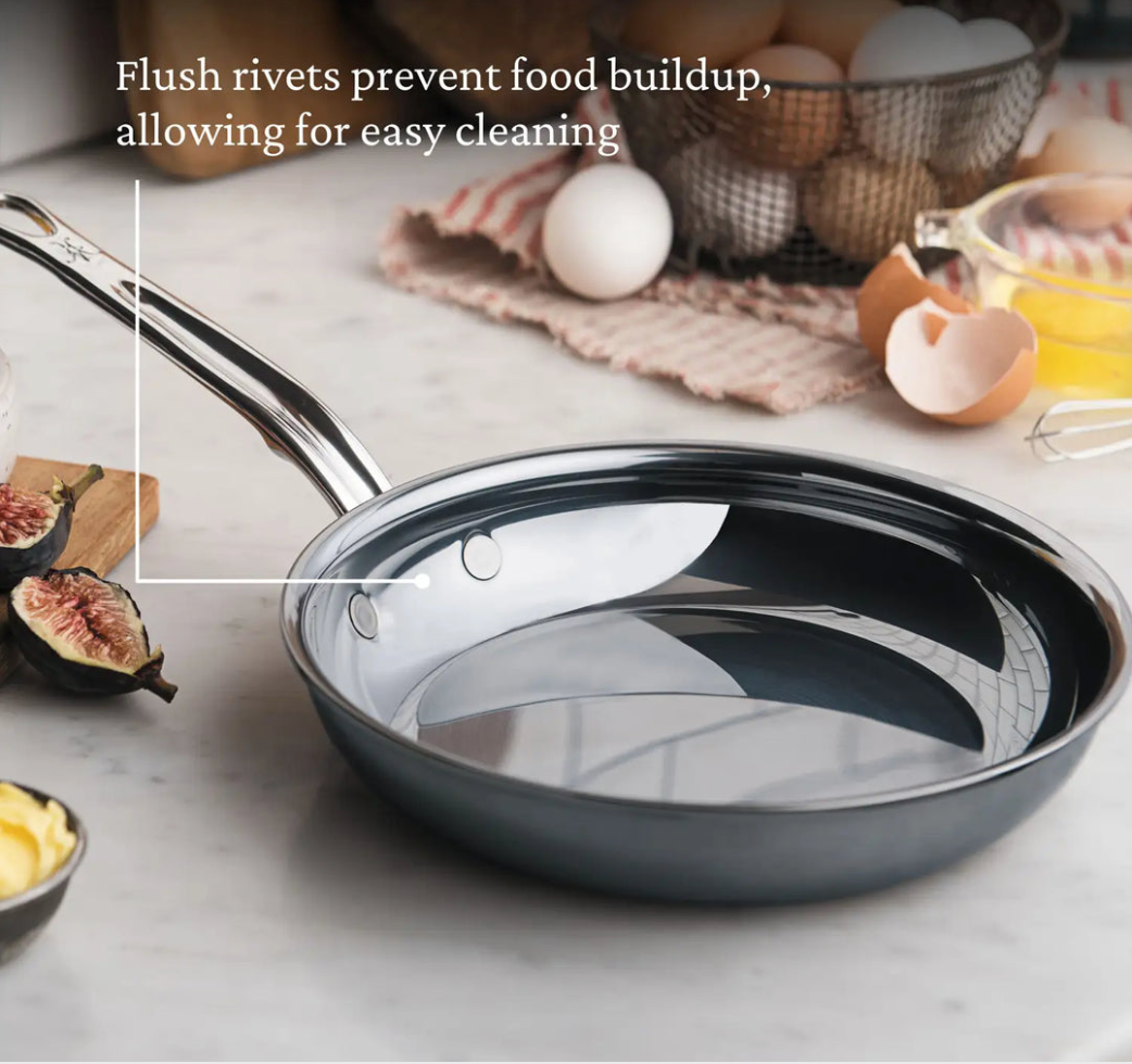Hestan NanoBond Titanium Skillet 11 inch