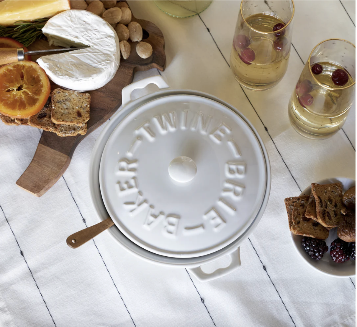 Ceramic Brie Baker & Acacia Wood Spreader Set